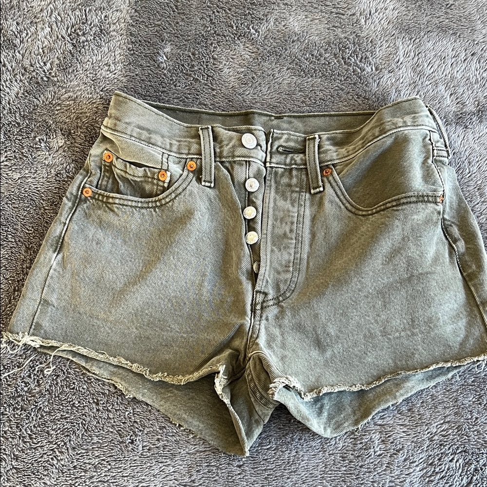 Levi’s 501 denim shorts